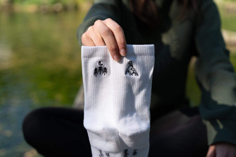 synix-socks-Day&Dusk-lifestyle